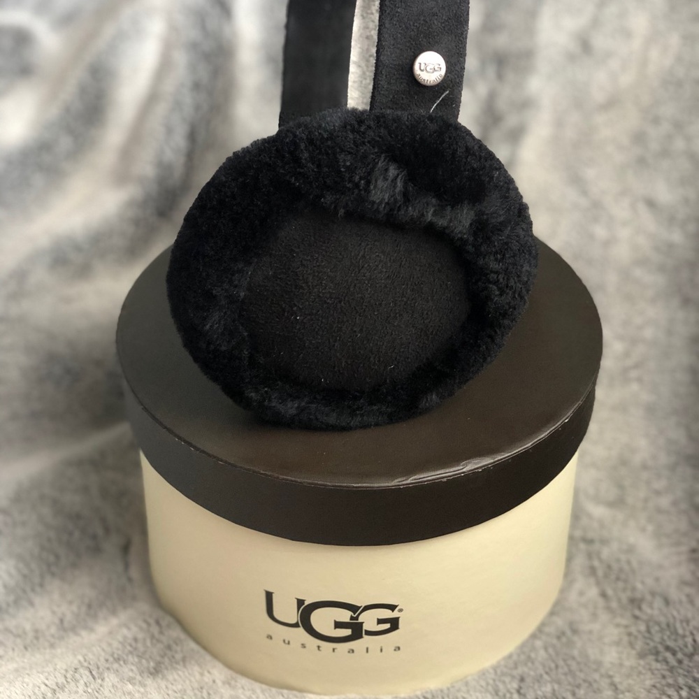 ‼️NEW‼️ Ugg Australia earmuffs